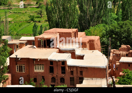 Abyāneh ist eine berühmte historische iranischen Dorf in der Nähe der Stadt Natanz in Isfahan, Iran zeichnet sich durch eine eigenartige rötlichen Farbton. Stockfoto