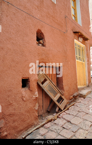 Abyāneh ist eine berühmte historische iranischen Dorf in der Nähe der Stadt Natanz in Isfahan, Iran zeichnet sich durch eine eigenartige rötlichen Farbton. Stockfoto