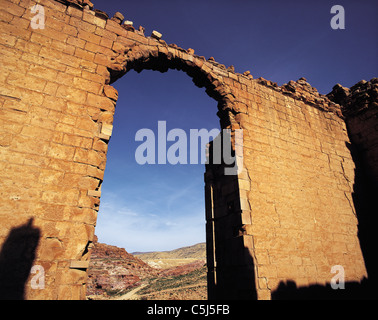 Zeremonielle Torbogen, der römische Tempel von Dushares, Petra, Jordanien Stockfoto