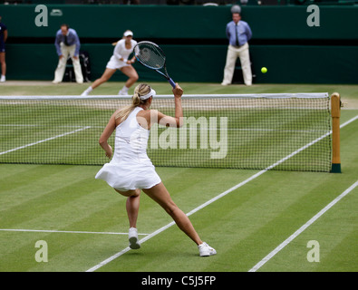 Maria Sharapova Russlands bei den Wimbledon Championships 2011 in Aktion Stockfoto