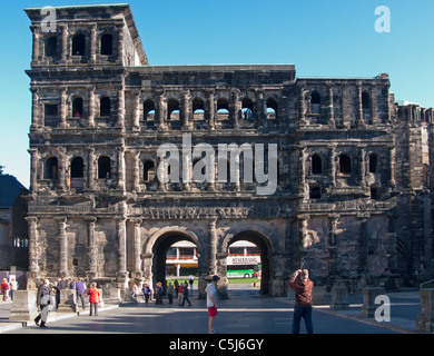 Porta Nigra, Wahrzeichen von Trier Und UNESCO-Weltkulturerbe, Porta Nigra, Wahrzeichen, Unesco Weltkulturerbe Stockfoto