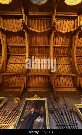 Teakholz Decke des Königs Hall, Bamburgh Castle, Bamburgh, Northumberland, England, Vereinigtes Königreich Stockfoto