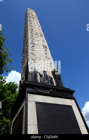 Cleopatra's Needle, einem alten Eygptian Obelisk, Victoria Embankment, London, England Stockfoto