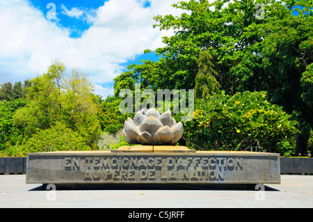 Sir Seewoosagur Ramgoolam Mahnmal (SSB) am Sir Seewoosagur Ramgoolam Botanic Garden in Pamplemousses, Mauritius. Stockfoto