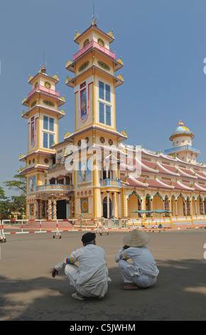 Asien, Vietnam, Tay Ninh nr. Ho-Chi-Minh-Stadt (Saigon). Cao Dai Heiligen Stuhls in Tay Ninh. Cao Dai großen göttlichen Tempel (erbaut Stockfoto