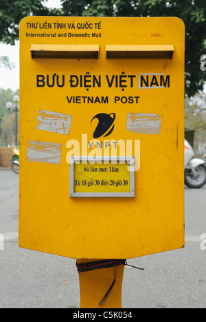 Asien, Vietnam, Hanoi. Hanoi Altstadt. Vietnam Post-Briefkasten. Stockfoto