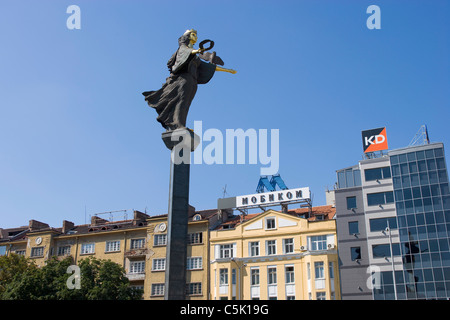 St. Sofia (Sveta Sofia) Statue errichtet im Jahr 2001, Sofia, Bulgarien Stockfoto