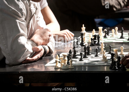 Öffentliche Schach im Freien Tische und Spieler, Washington Square Park, Greenwich Village, New York Stockfoto