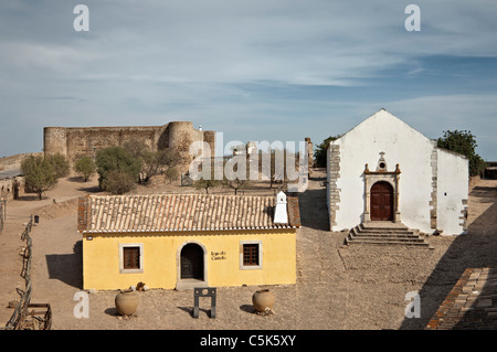 Innere der Burg von Castro Marim, Algarve, Portugal Stockfoto