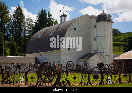 Zaun aus von Wagenräder in Uniontown, Washington Stockfoto