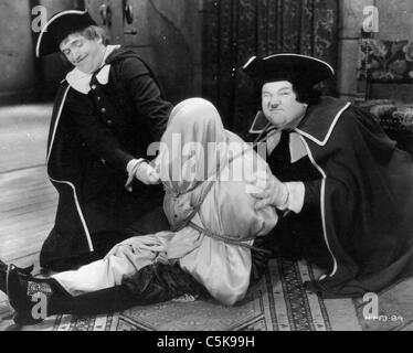 Des Teufels Bruder Jahr: 1933 USA Regie: Hal Roach et Charles Rogers Stan Laurel, Oliver Hardy Stockfoto