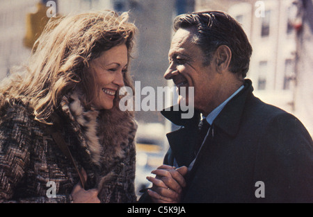 Netzwerk Jahr: 1976 USA Regie: Sidney Lumet Faye Dunaway, Peter Finch Stockfoto