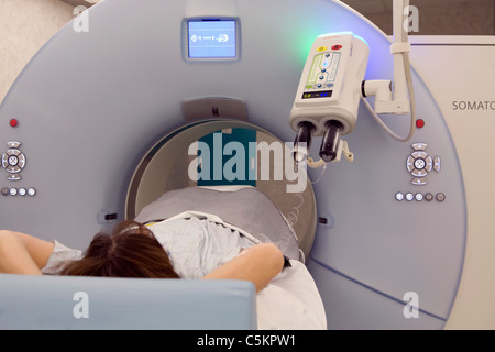 Dual-Energy SOMOTOM Definition CT-scanner Stockfoto