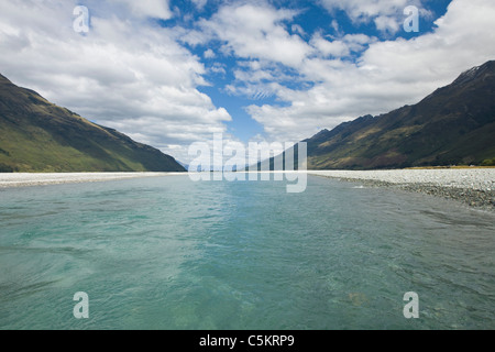 Jet-Bootsfahrt auf dem Dart River in der Nähe von Glenorchy.  Nordende des Lake Wakatipu.  Südinsel, Neuseeland Stockfoto