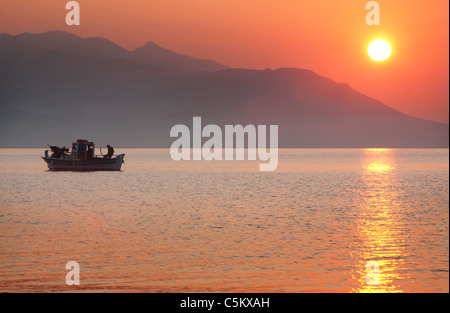 Nea Vrasna, Griechenland, Juli, Sommer, in den frühen Morgenstunden. Stockfoto