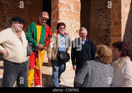 Karneval "Botarga - Motley LA CANDELARIA" in RETIENDAS. Guadalajara. Kastilien-La Mancha.SPAIN Stockfoto