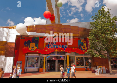 Der Disney Store in Disney Village im Disneyland Paris in Frankreich Stockfoto