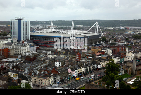 Luftaufnahme des Millennium / Fürstentum Stadium, aufgenommen von einem nahe gelegenen Hochhaus, Cardiff, South Glamorgan, Wales, Vereinigtes Königreich Stockfoto