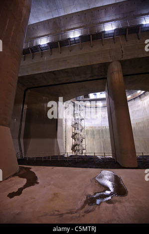 Die "Wasser entladen Tunnel am Stadtrand von Tokio" ist eines der größten Bauprojekte der Welt. Stockfoto