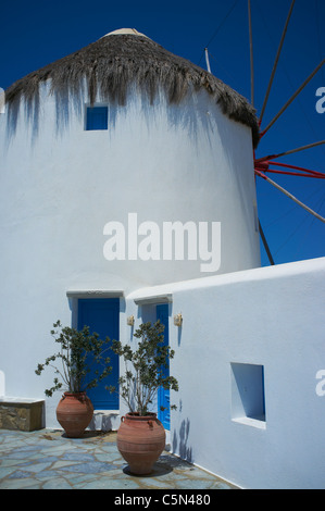 Die Windmühlen verwendet, um jetzt verwendet, da Mykonos Griechenland beherbergt Mehl mahlen Stockfoto