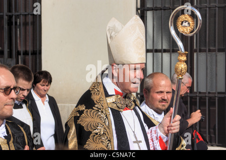 Kardinal Schönborn bei Trauerfeier für Otto von Habsburg, 16. Juli 2011, Wien, Österreich Stockfoto