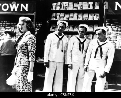 Frank Sinatra, Jules Munshin und Gene Kelly in der Stadt, 1949 Stockfoto