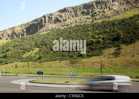 Kreisverkehr am Queens Drive, Holyrood PArk, Edinburgh Stockfoto