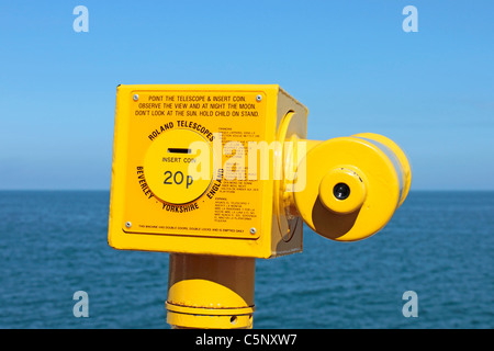 Seaside Teleskop Scarborough Stockfoto