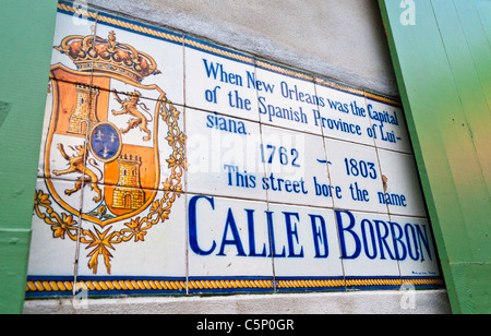 Calle D Borbon, Bourbon Street im French Quarter von New Orleans zu unterzeichnen. Stockfoto