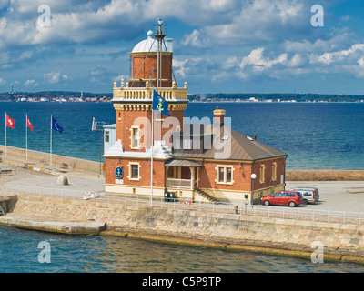 Leuchtturm am Hafen Eingang Helsingborg, Gemeinde Helsingborg, Skane County, Scania, Schweden, Europa Stockfoto