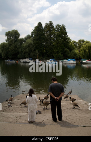 Fluss Themse Richmond nach Themse Surrey england Stockfoto