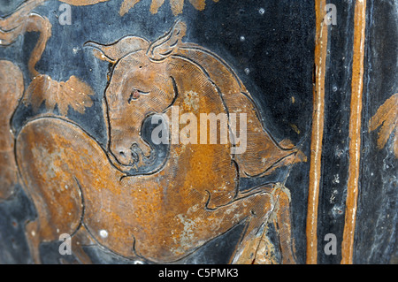 Thai Blumen Pferd Fliesen an Wand des buddhistischen Tempel, Thailand Stockfoto