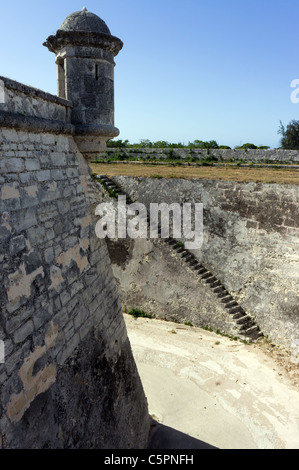 Die Fortaleza de San Carlos De La Cabaña, bekannt als La Cabaña (Fort Saint Charles), eine Festung aus dem 18. Jahrhundert in Havanna, Kuba Stockfoto