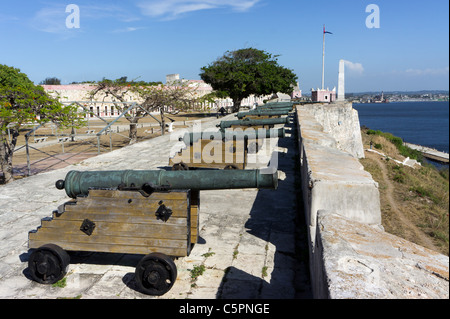 Die Fortaleza de San Carlos De La Cabaña, bekannt als La Cabaña (Fort Saint Charles), eine Festung aus dem 18. Jahrhundert in Havanna, Kuba Stockfoto