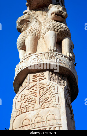 Buddhistische Denkmäler: Torana große Stupa (1. Jahrhundert n. Chr.), UNESCO-Weltkulturerbe, Sanchi, Indien Stockfoto