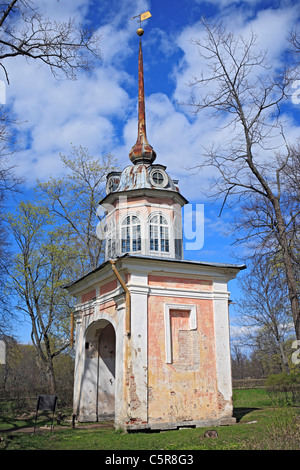 Pavillon im Park Oranienbaum (Lomonosov), in der Nähe von Sankt Petersburg, Russland Stockfoto