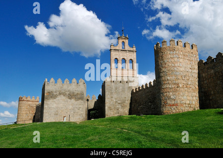 Europa, Spanien, Kastilien und Leon, Avila, Ansicht der mittelalterlichen Stadtmauer Stockfoto