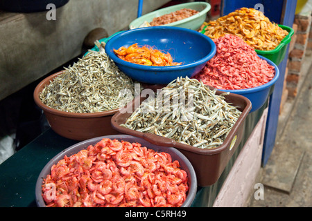 Getrocknete Garnelen auf dem Markt in Chaltenango, Chaltenango Abteilung, El Salvador Stockfoto