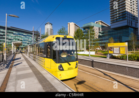 Tram-Station an der Media City, Salford Quays, Manchester, England Stockfoto