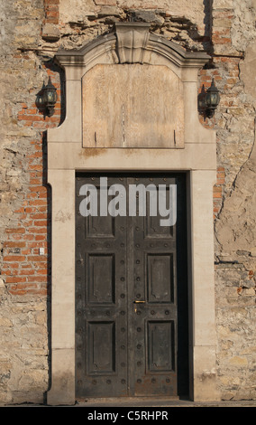 Alte Tür in Kamyanets-Podilsky, Ukraine Stockfoto