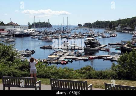 Malerischen Hafen in Camden, Maine, USA. Eine beliebte Mid Küste Stadt in Maine. Stockfoto