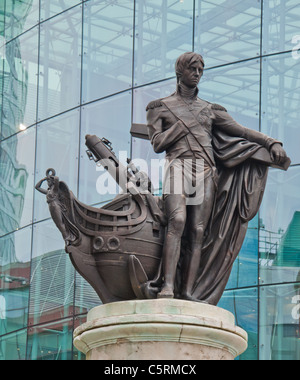 Statue von Admiral Horatio Nelson Stierkampfarena Einkaufszentrum, Birmingham, England Stockfoto