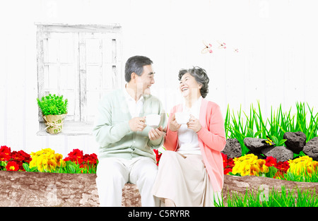 Älteres Paar mit Tea-Time zusammen Stockfoto
