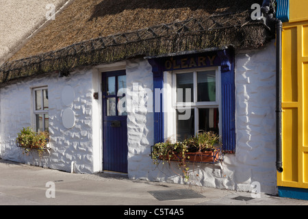 Republik von Irland, County Fingal, Schären, Blick auf alte traditionelle Haus Stockfoto