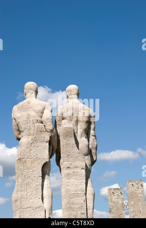 Deutschland, Berlin, Olympiastadion, Skulpturen Stockfoto