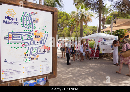 Ibiza, Balearen, Spanien - der Hippiemarkt am Punta Arabi an der Ostküste. Eingang. Stockfoto