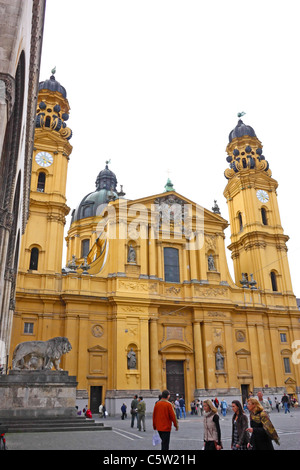 Theatine Kirche St. Cajetan, katholische Kirche in München Stockfoto