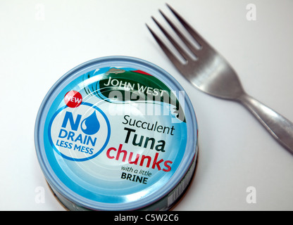 John West kündigt Umstellung auf nachhaltige Thunfisch Produktion, London (Juli 2011) Stockfoto