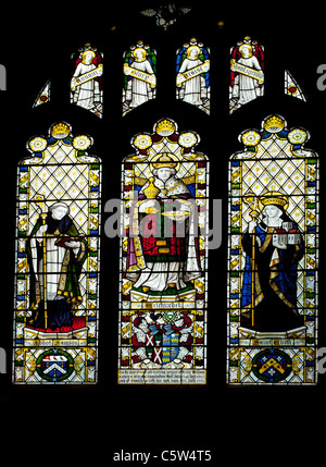 Ein Vicctorian Glasfenster in eine Landkirche Stockfoto