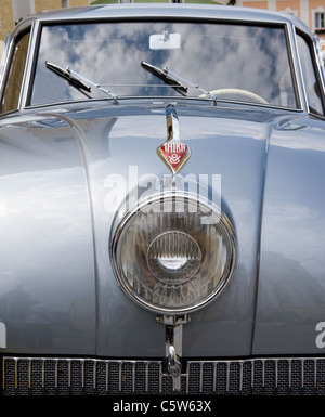 Salzkammergut, Mondsee, Nahaufnahme von Oldtimer Tatra T 87 Stockfoto